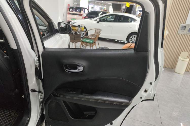 Used Jeep Compass 2017 200T Automatic Family Edition