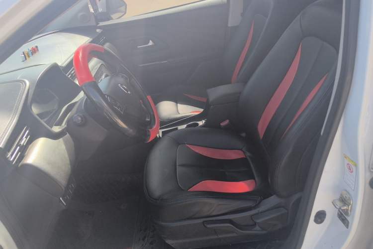 Used ORA iQ 2018 High-Range Version Smart Connectivity Model
