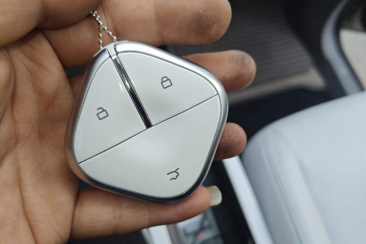 Used Wuling Air ev 2023 - Four Seats - Advanced Edition Vehicle Key