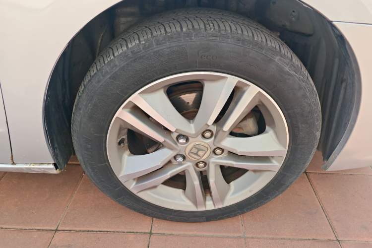 Used Honda Odyssey 2009 2.4L Leading Edition Right Front Wheel Hub