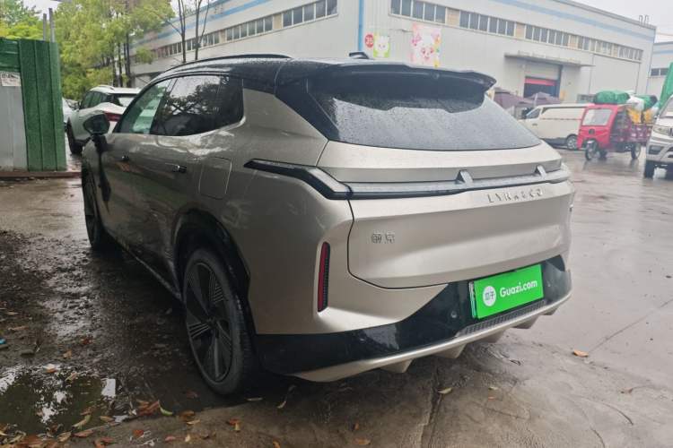 Used Lynk & Co 08 EM-P 2023 220km All-Wheel-Drive Performance Halo Rear Left 45 Deg