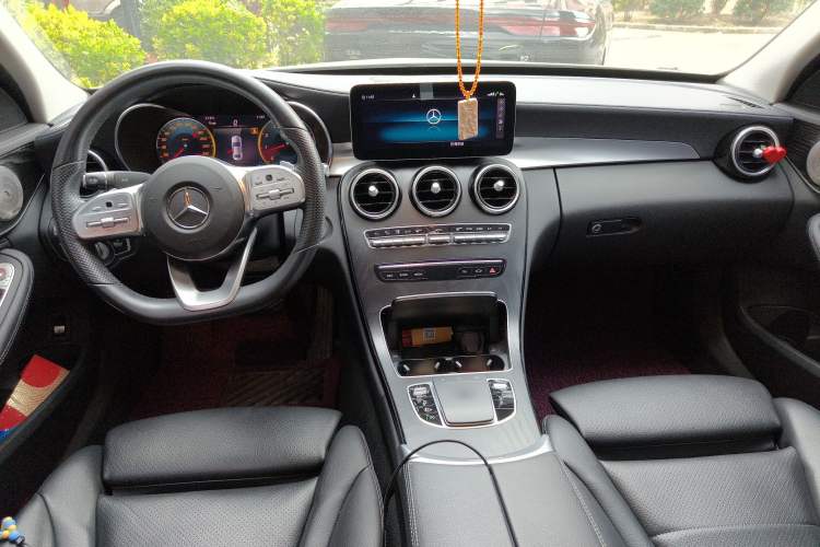 Used Mercedes-Benz C-Class 2020 Updated C 200 L Fashion Edition