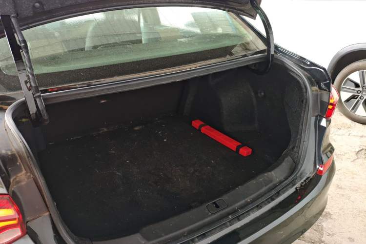 Used Chevrolet Monza 2020 320 Automatic Enjoyment Edition