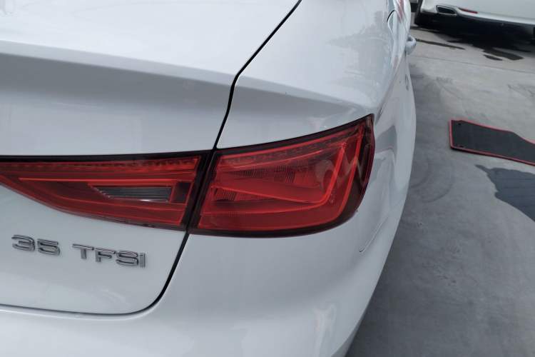 Used Audi A3 2016 Limousine 35 TFSI Prestige Edition