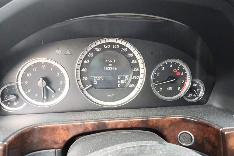 Used Mercedes-Benz E-Class 2011 E 300 L Elegant Model
