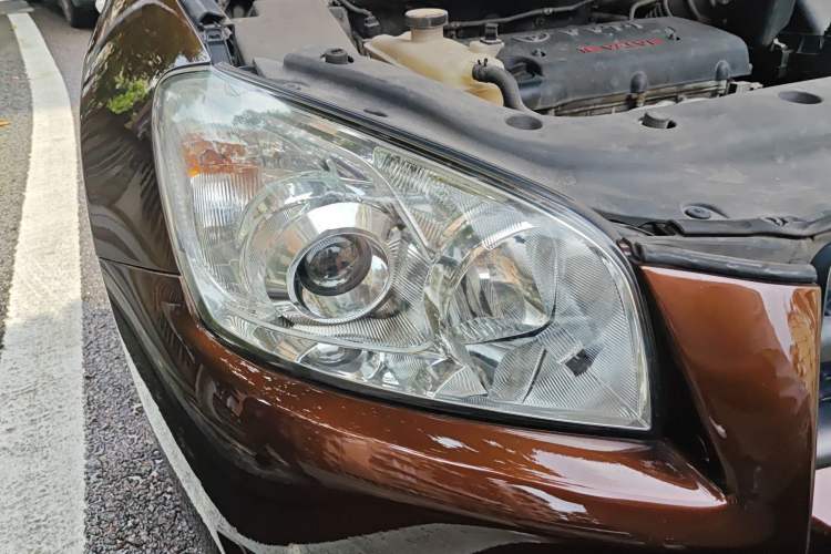 Used Toyota RAV4 2011 2.0L Automatic Classic Edition Right Front Headlight