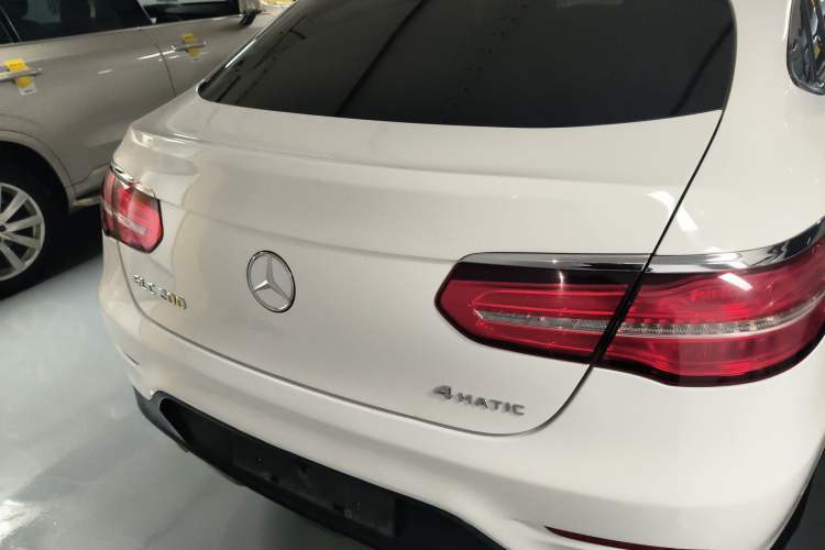 Used Mercedes-Benz GLC Coupe 2017 GLC 200 4MATIC Coupe SUV
