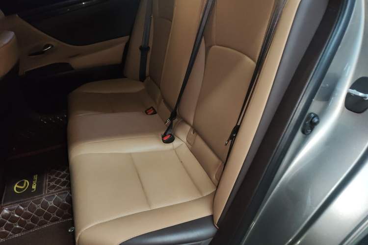 Used Lexus ES 2020 200 Excellence Edition
