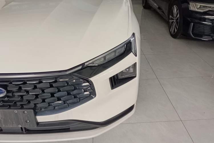 Used Ford Mondeo 2023 EcoBoost 180 Comfort Model
