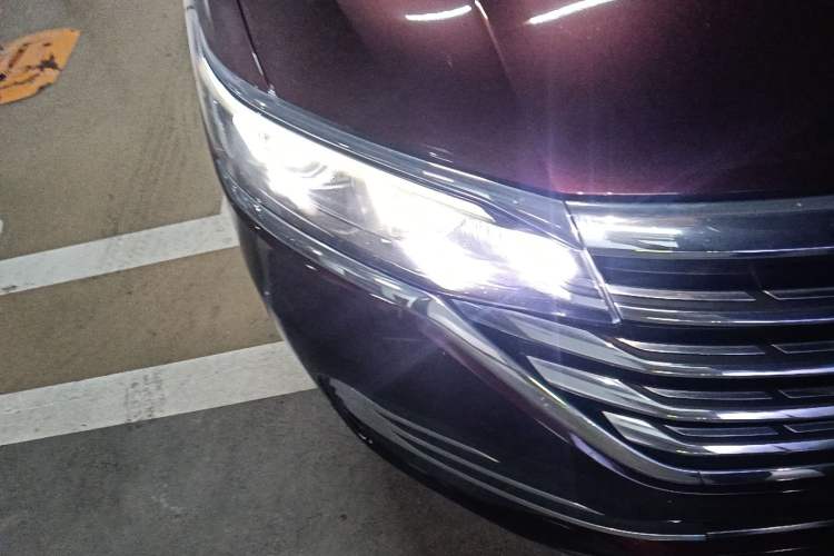 Used Volkswagen Viloran 2020 380TSI Prestige Edition
