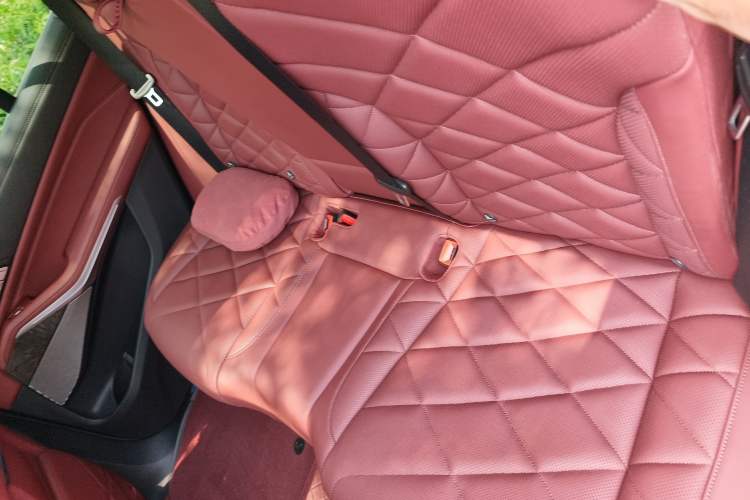 Used BMW X5 2022 xDrive 30Li Luxury M Sport Package
