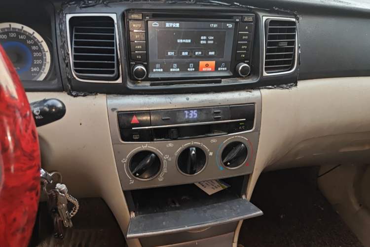 Used Toyota Corolla EX 2013 1.6L Manual Luxury Edition
