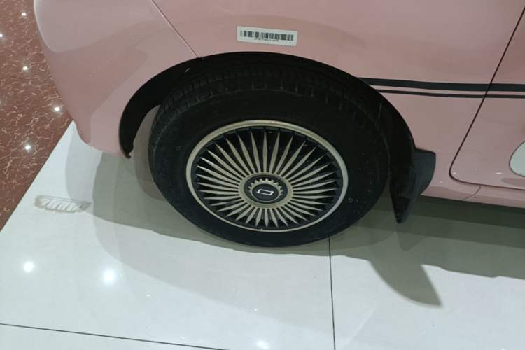 Used Bestune Pony 2025 222km Range Agile Horse Left Front Wheel Hub