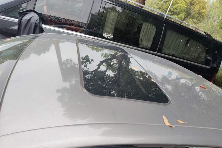 Used Skoda Octavia 2015 Classic Model 1.6L Automatic Yijie Version Roof