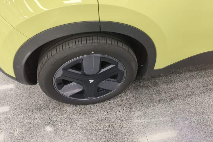 Used firefly 2025 Illuminated Edition
