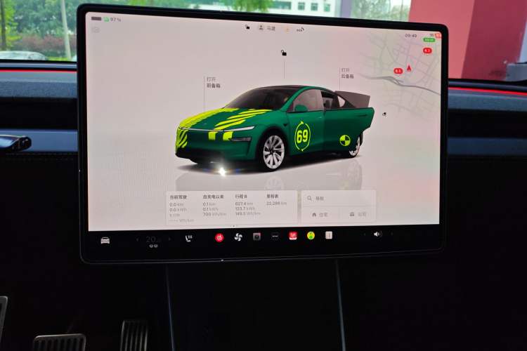 Used Tesla Model Y 2025 Rear-Wheel-Drive Version Audio And AC Panel