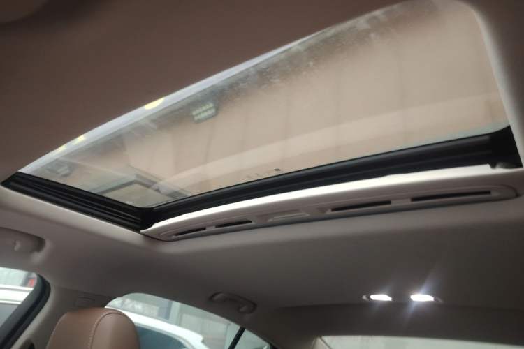 Used Buick Regal 2019 20T Elite Version China VI Standard
