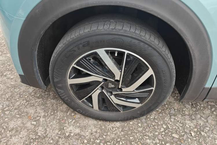 Used NETA U 2021 Pro 400 Industry Custom Edition Left Front Wheel Hub