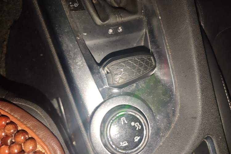 Used DS 6 2016 1.8T Luxury Edition THP200
