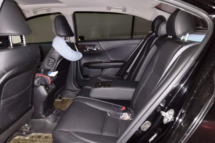 Used Honda Accord 2015 2.4L EXN Luxury Navigation Edition