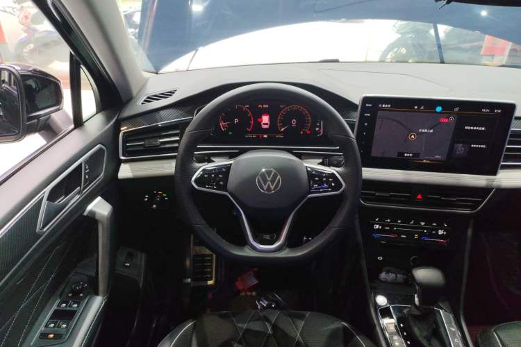 Used Volkswagen Tiguan L 2023 330TSI Automatic Two-Wheel Drive R-Line Enjoyment Edition Steering Wheel