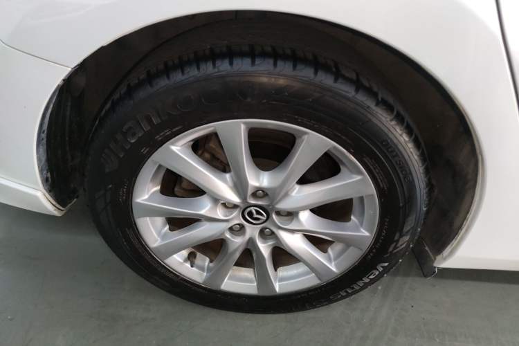 Used Mazda Atenza 2017 2.0L Blue Sky Luxury Edition