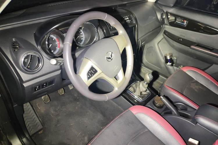 Used HYOSOW S3 2014 1.5L Luxury Version China IV Emission Standard