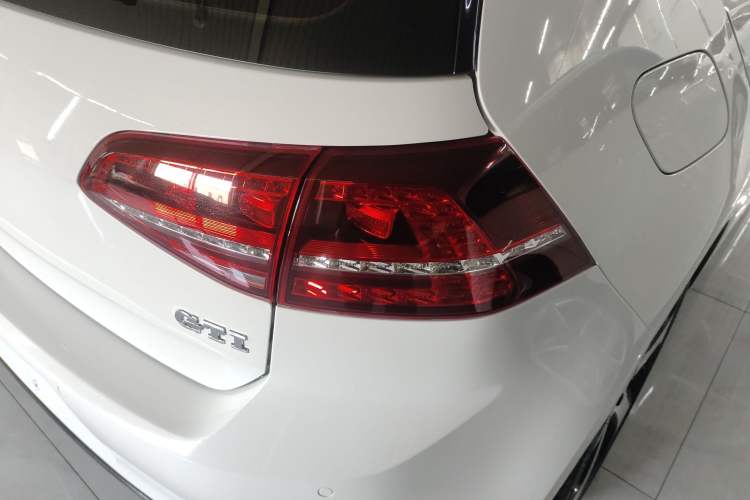 Used Volkswagen Golf GTI 2016 2.0 TSI GTI
