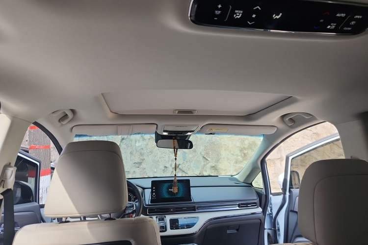 Used Honda Elysion 2022 2.0L eHEV Luxury Edition