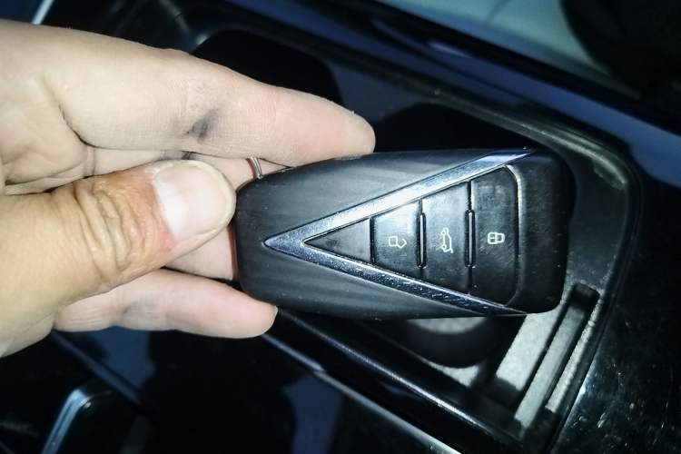 Used Venucia V DD-i 2023 110 km iE Version