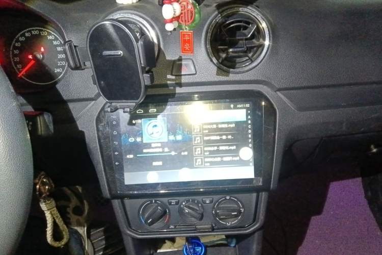 Used Volkswagen Jetta 2017 1.5L Manual Fashion Edition Audio And AC Panel