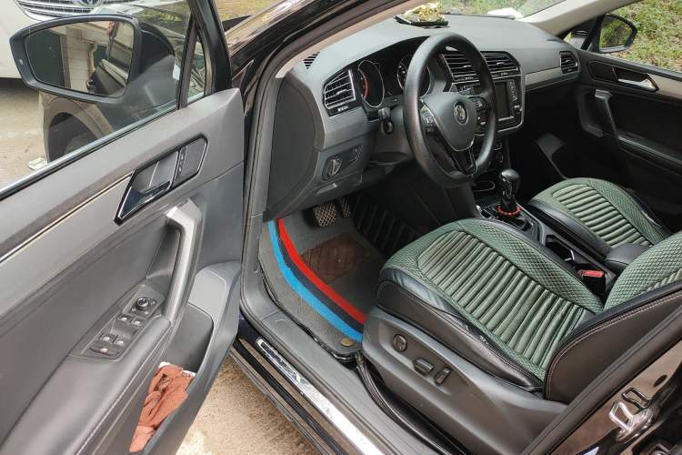 Used Volkswagen Tiguan L 2017 330TSI Automatic Two-Wheel Drive Luxury Edition
