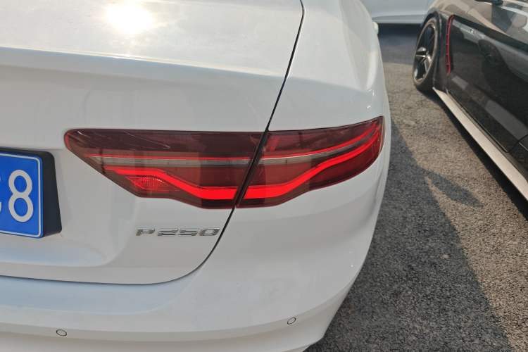 Used Jaguar XEL 2024 2.0T 250 PS R-DYNAMIC S Advanced Sport Edition
