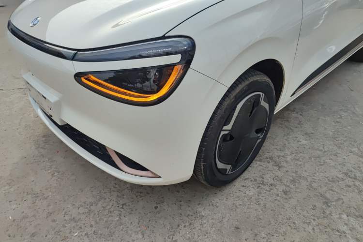 Used Dongfeng NAMMI 01 2024 New Edition 330 Plus Smart+