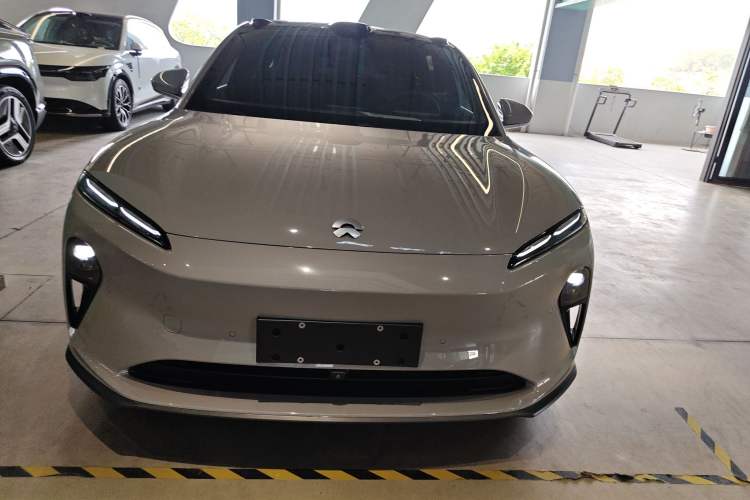 Used Nio ET5T 2024 75kWh Touring Front