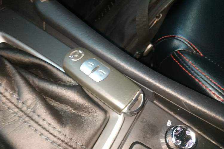 Used Mazda CX-4 2016 2.0L Automatic 2WD Blue Sky Dynamic Edition
