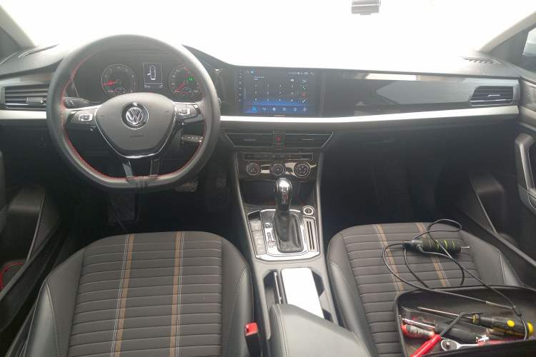 Used Volkswagen Lavida 2019 280TSI DSG Comfort Edition China VI standard Center Console