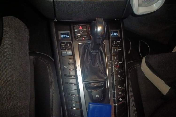 Used Porsche Macan 2017 Macan 2.0T
