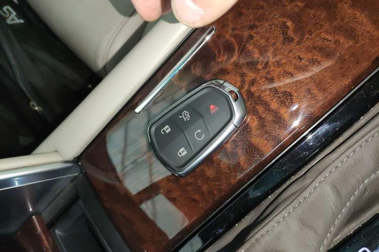 Used Cadillac XTS 2017 28T Elite Model