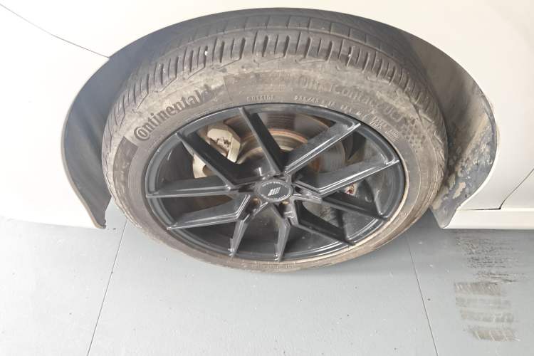 Used Toyota Camry 2018 Dual-Engine 2.5 HG Luxury Edition Left Front Wheel Hub