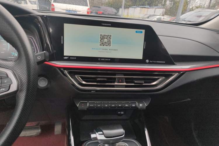 Used CHANGAN OSHAN X5 2021 1.6L CVT Luxury Model
