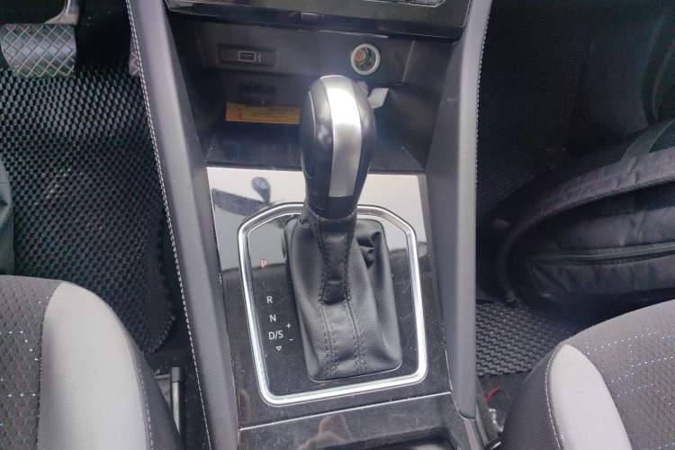 Used Jetta VS7 2023 280TSI Automatic Trend Edition
