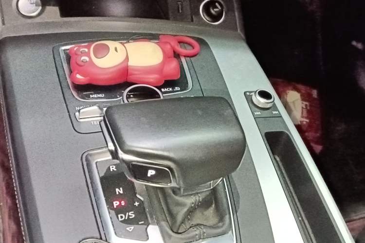 Used Audi Q5L 2020 Updated 40 TFSI Prestige Fashion Edition
