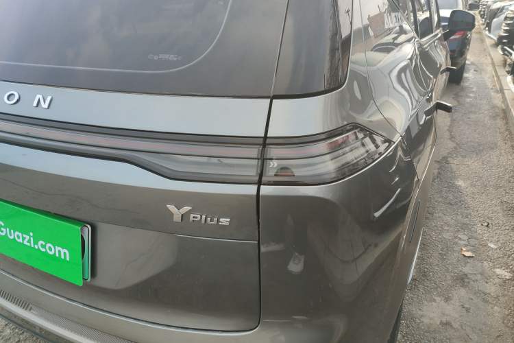 Used AION Y 2023 Plus 510 Smart Edition
