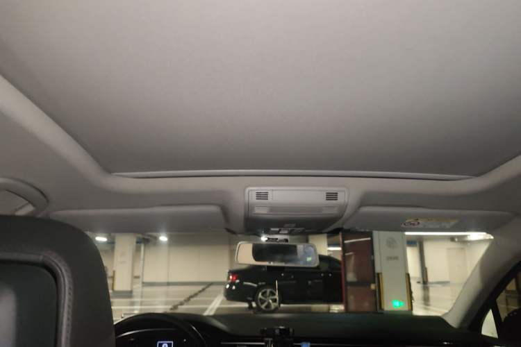 Used Volkswagen Magotan 2019 330TSI DSG Leading Model China VI Standard