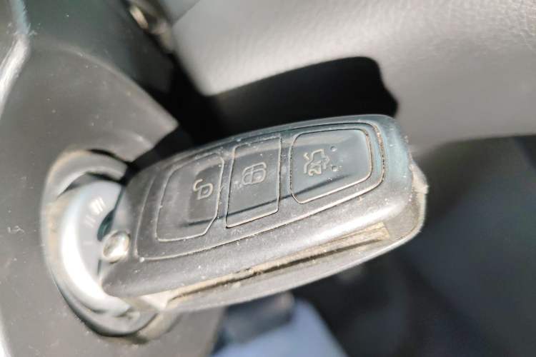 Used Ford Focus 2018 Sedan Classic 1.6L Automatic Trendy SmartDrive Edition
