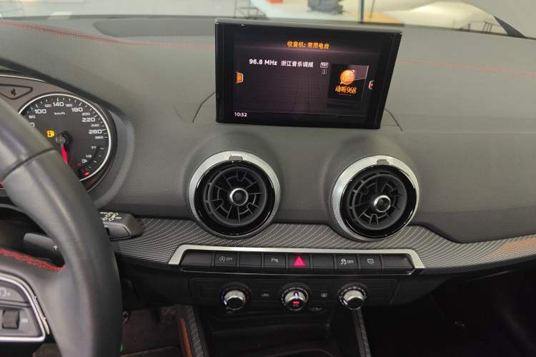 Used Audi Q2L 2024 35TFSI Ambition Dynamic Edition Audio And AC Panel