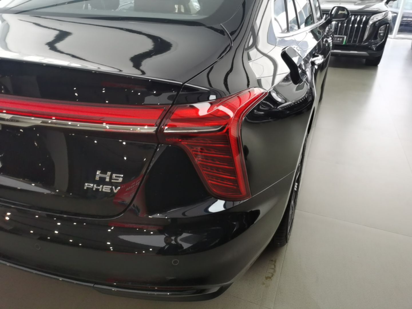 Hongqi H5 PHEV 2025 130 Super Hybrid Version — снимка 9