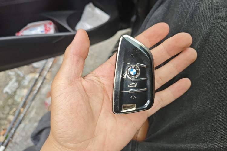 Used BMW X6 2015 xDrive28i Vehicle Key