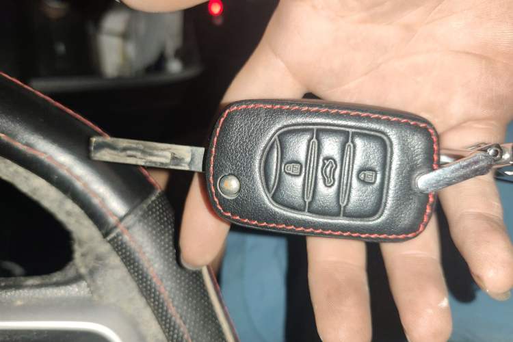 Used Baojun 310W 2018 1.5L Automatic Luxury Version China VI Emission Standard